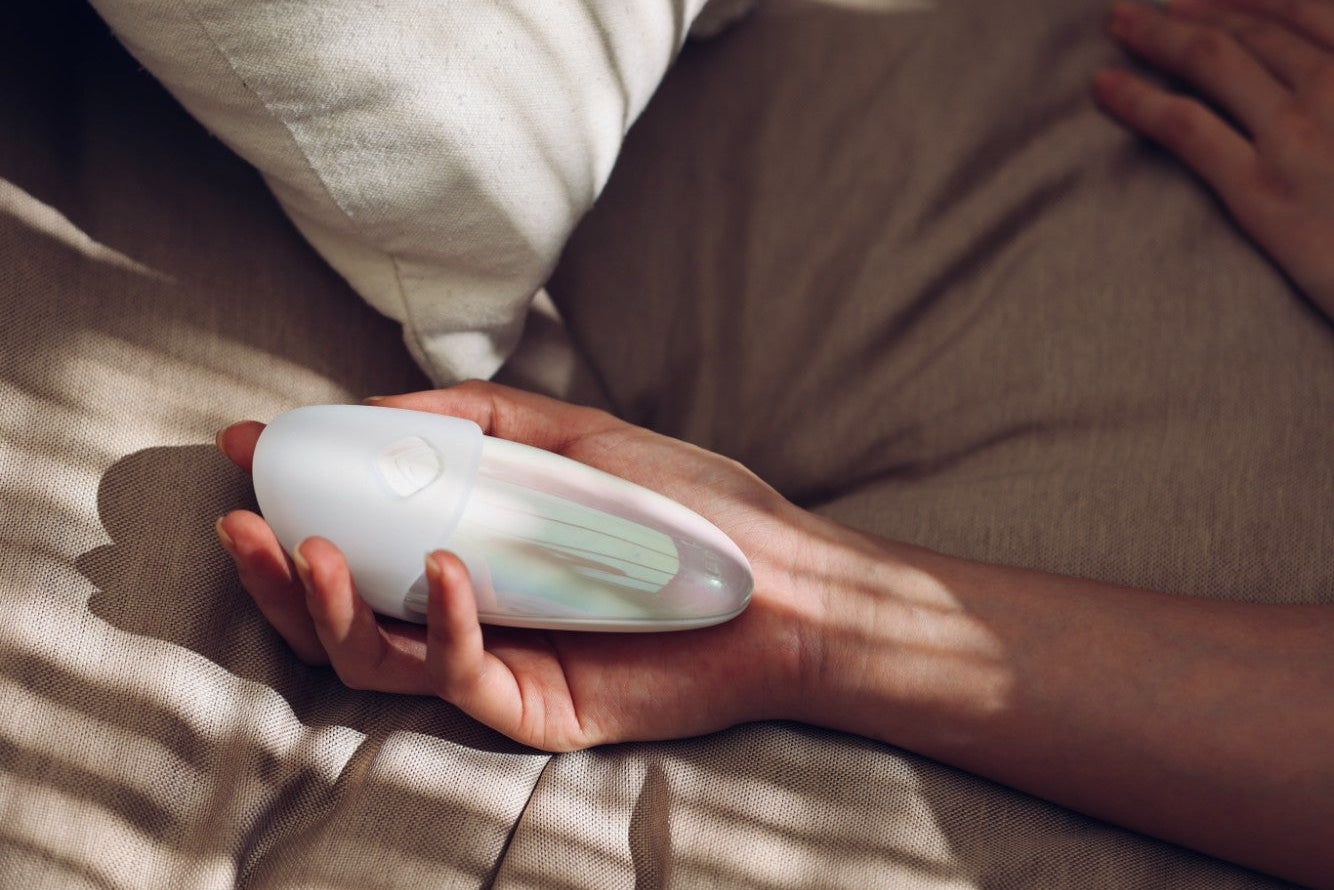 Veluna Drift personal massager adapting naturally to the body